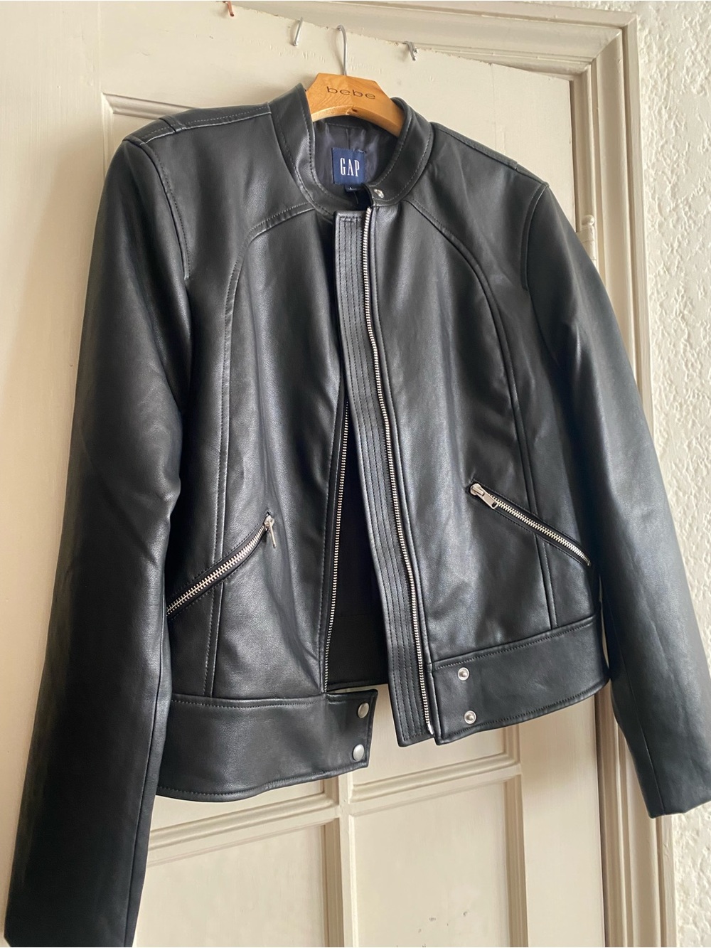 GAP Women's Black vegan faux Leather Zip Moto Jacket Large NWT New